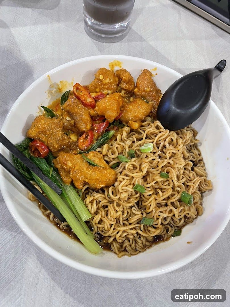 Noodle Bowl with Fried Chicken and Vegetables