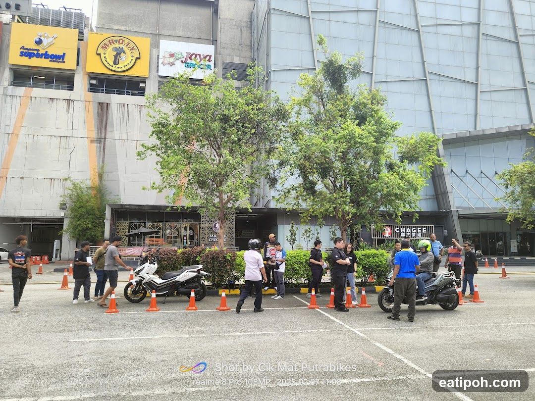 Outdoor gathering near commercial building