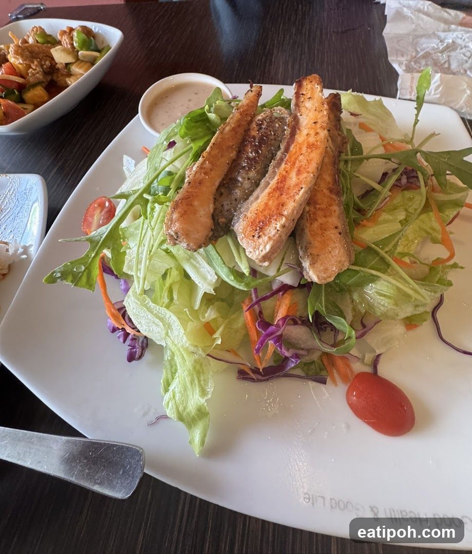 Salad with grilled chicken