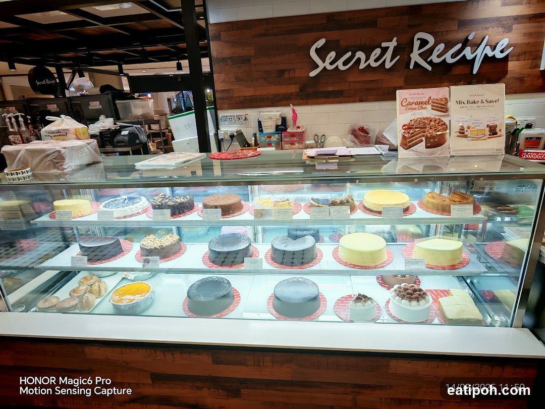 Secret Recipe Cake Display