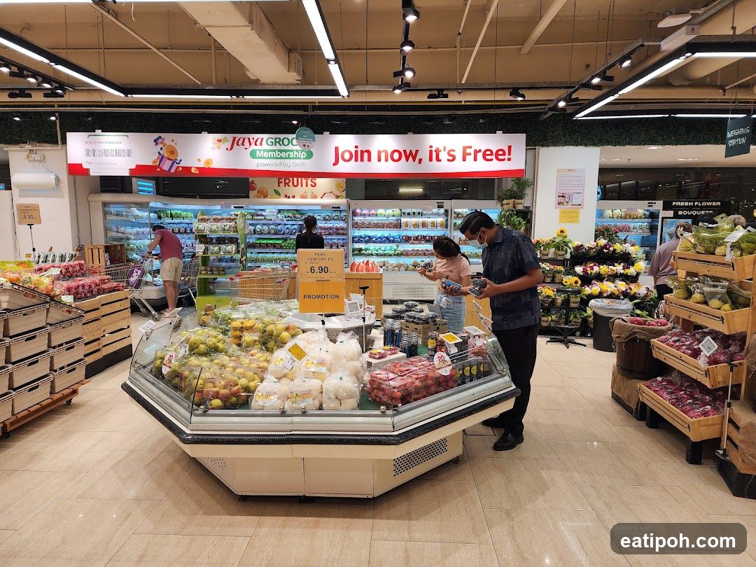 Jaya Groc Interior