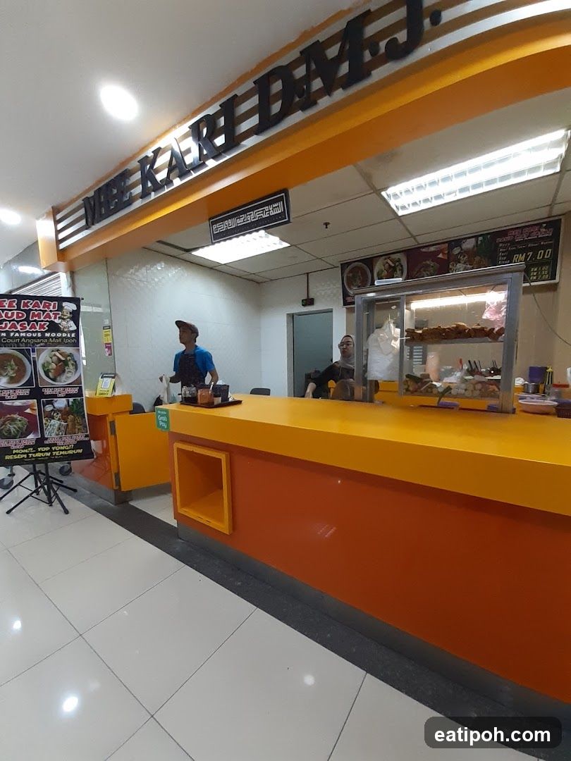 Mee Kari DMJ Food Stall Interior