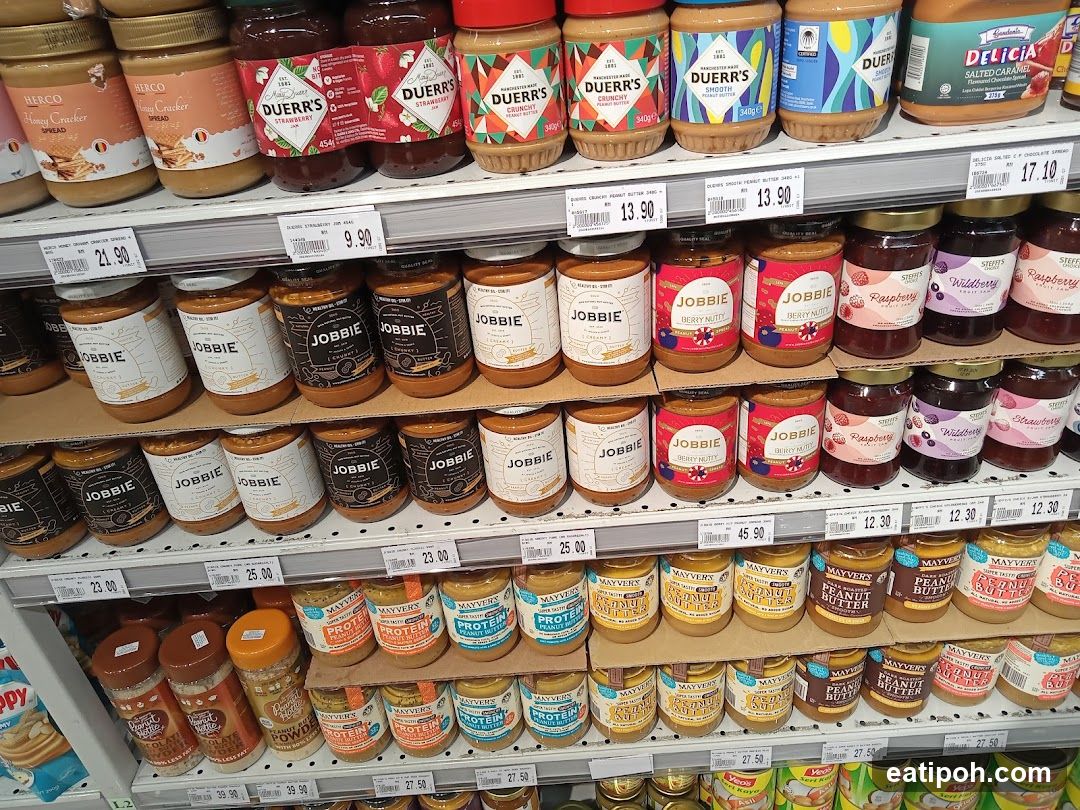 Grocery shelf with peanut butter products