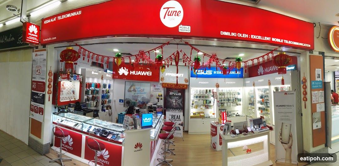 Tune Talk Mobile Store Interior