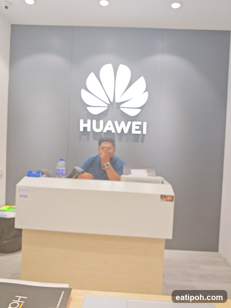 Huawei Store Interior