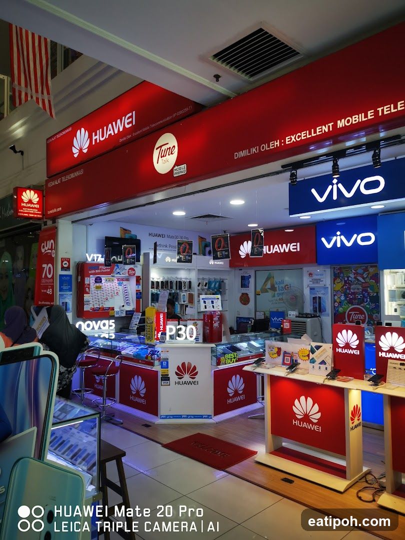 Huawei and Vivo Store Interior