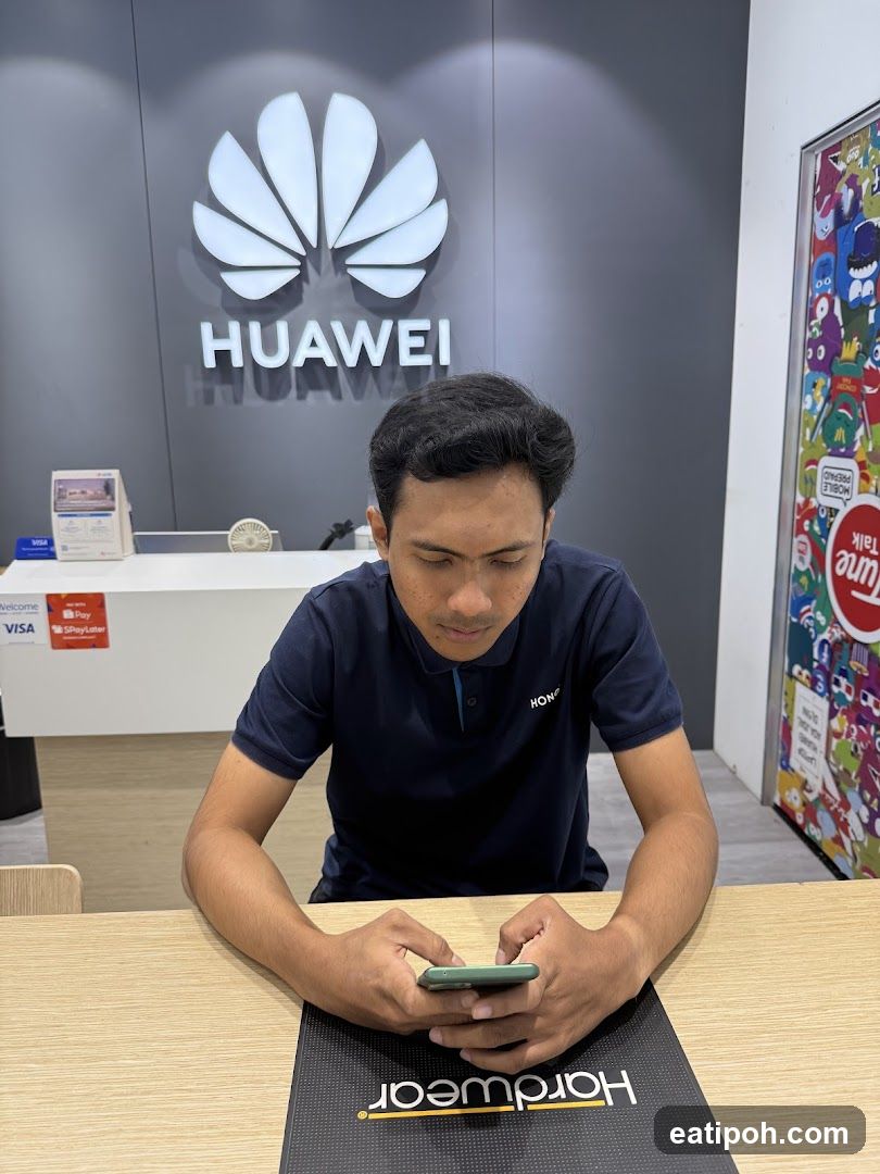 Huawei Store Interior