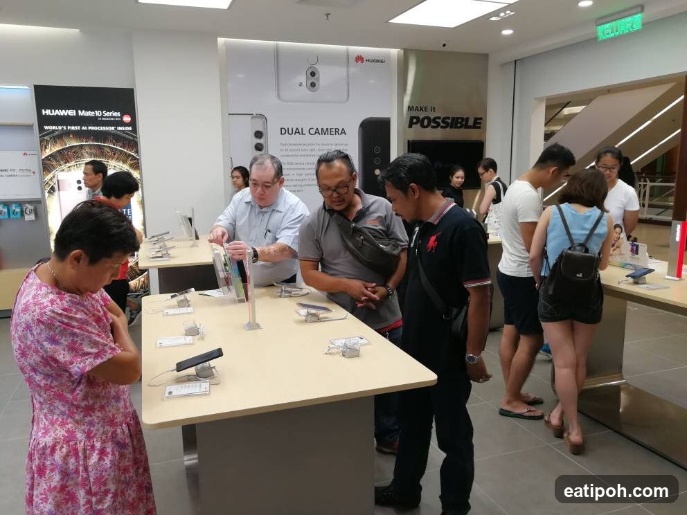 Huawei Store Interior