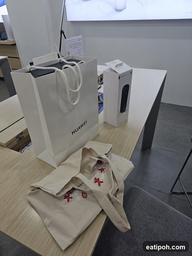 Huawei Store Interior