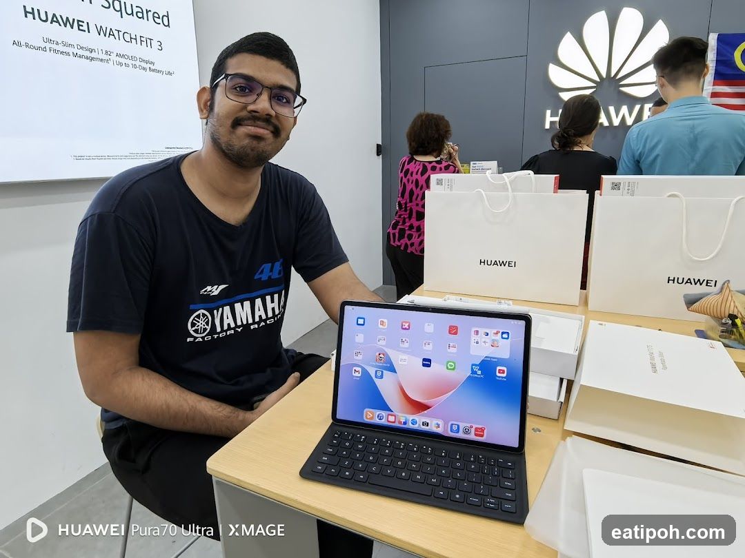 Huawei Store Interior