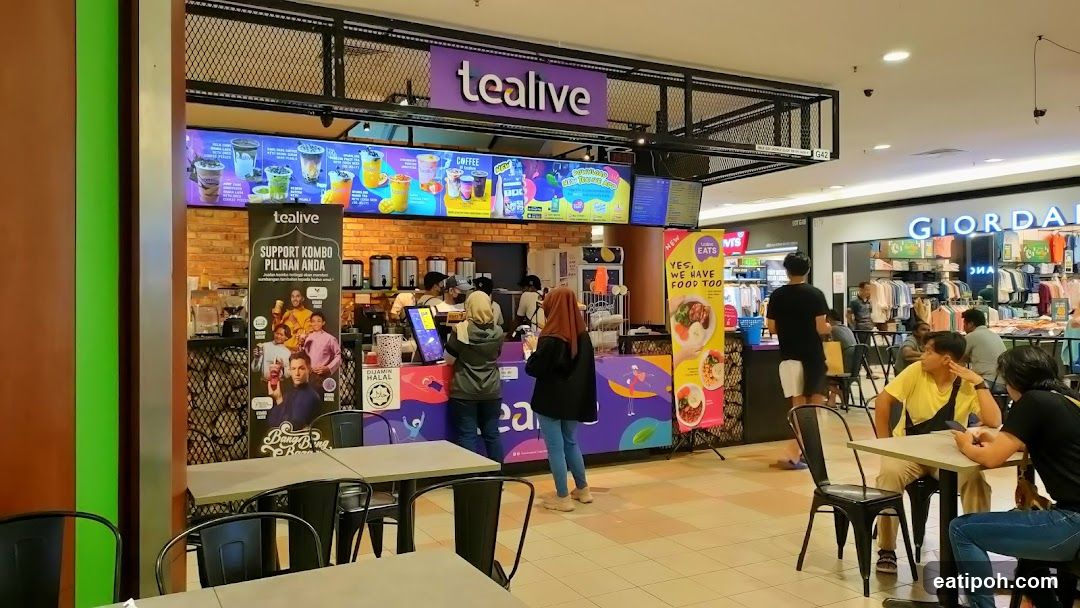 Tealive Storefront Interior