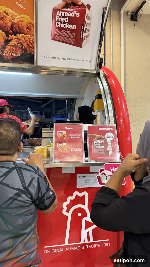 Ahmad's Fried Chicken stall
