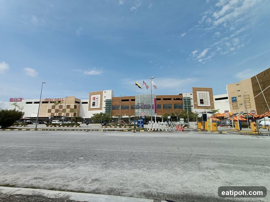 AEON MALL exterior view