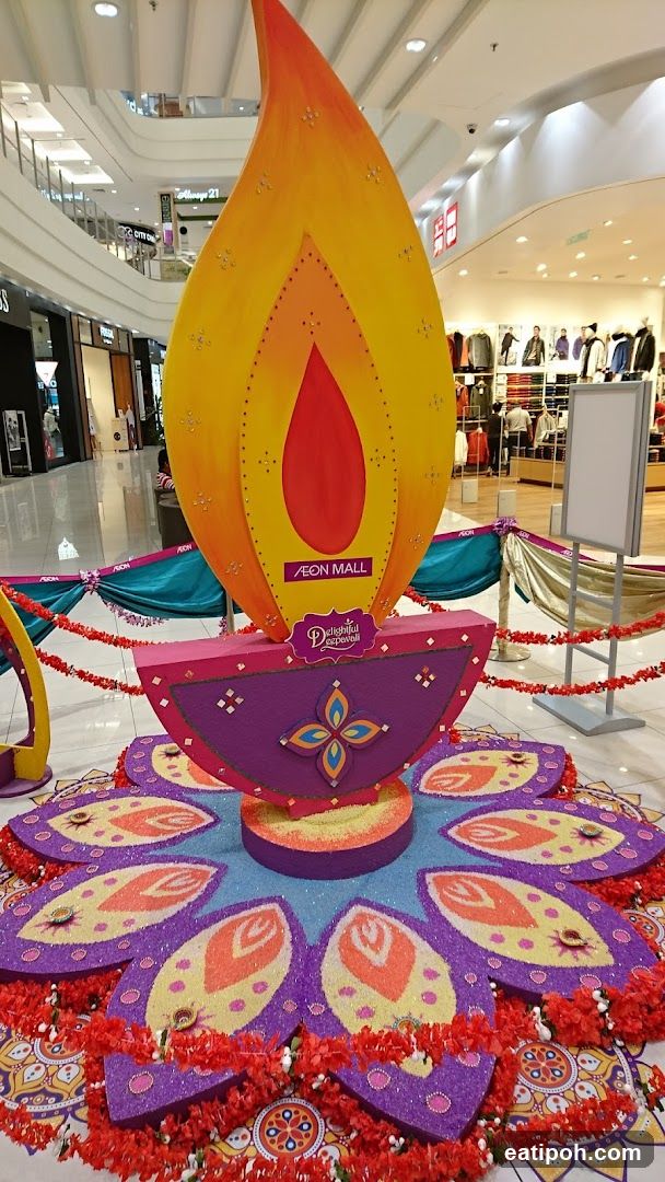 AEON MALL Interior Festival Display