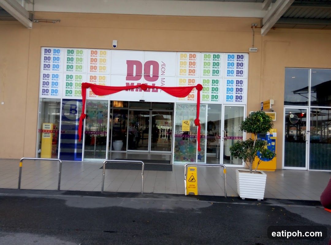 DO MALL AEON MALL entrance