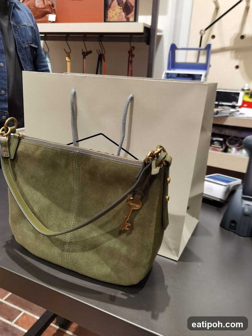 Handbag and Shopping Bag