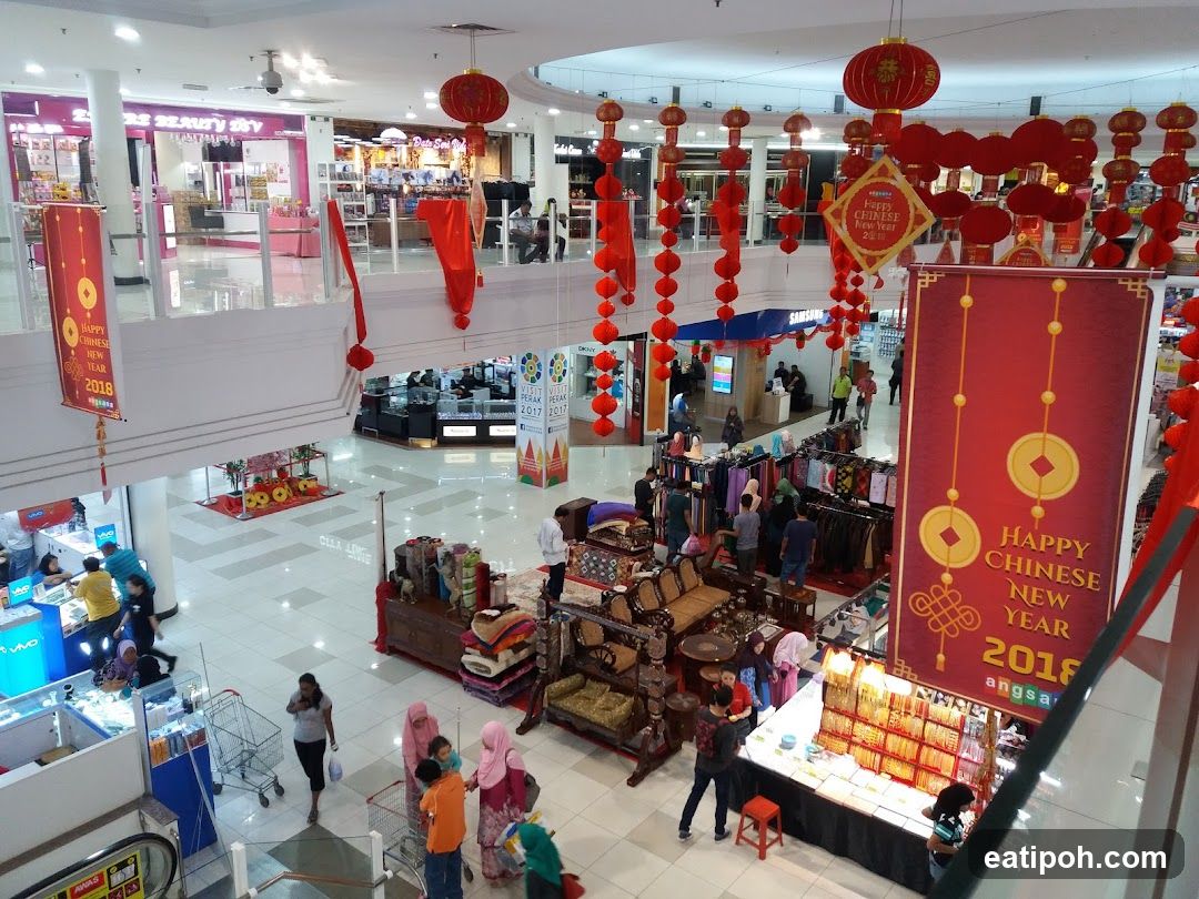 Shopping Mall Interior During Chinese New Year 2018