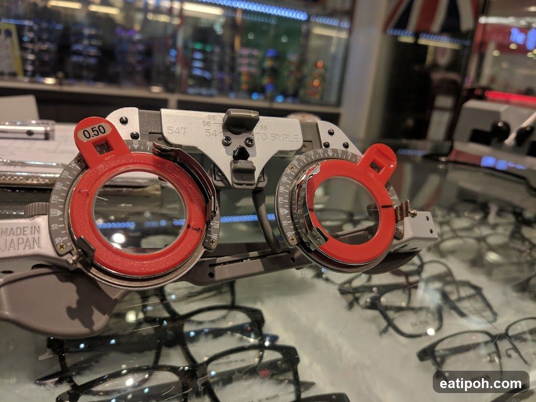 Eyeglass Testing Equipment in Store
