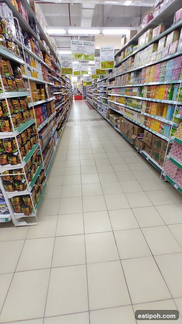 Supermarket aisle