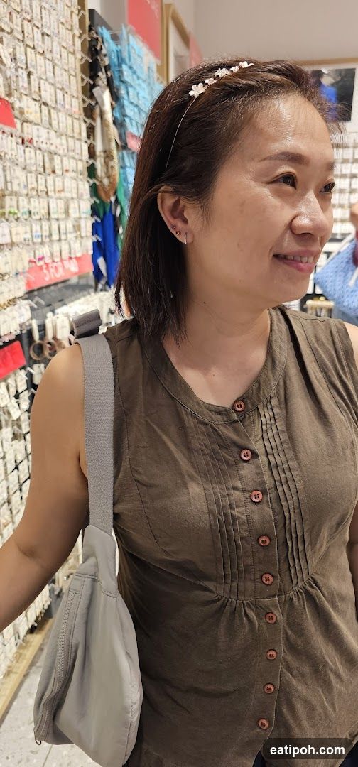 Woman in jewelry store