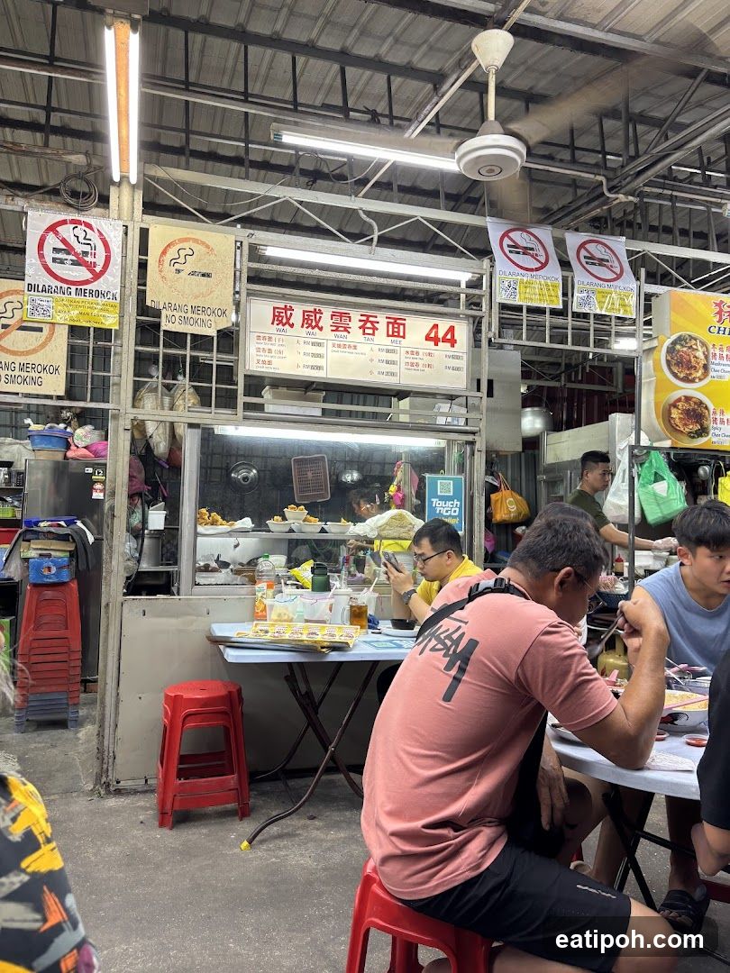 Food stall interior