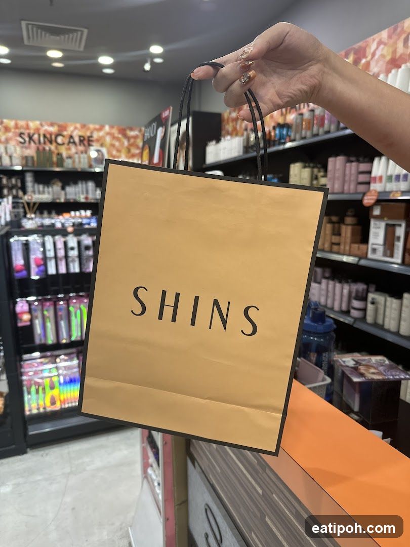 Shins Shop Interior