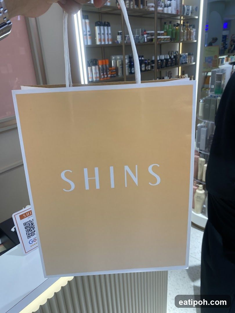 SHINS shopping bag