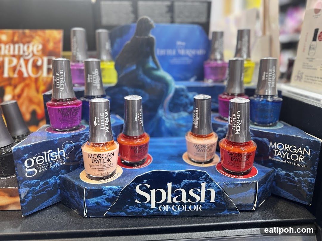 Nail polish display