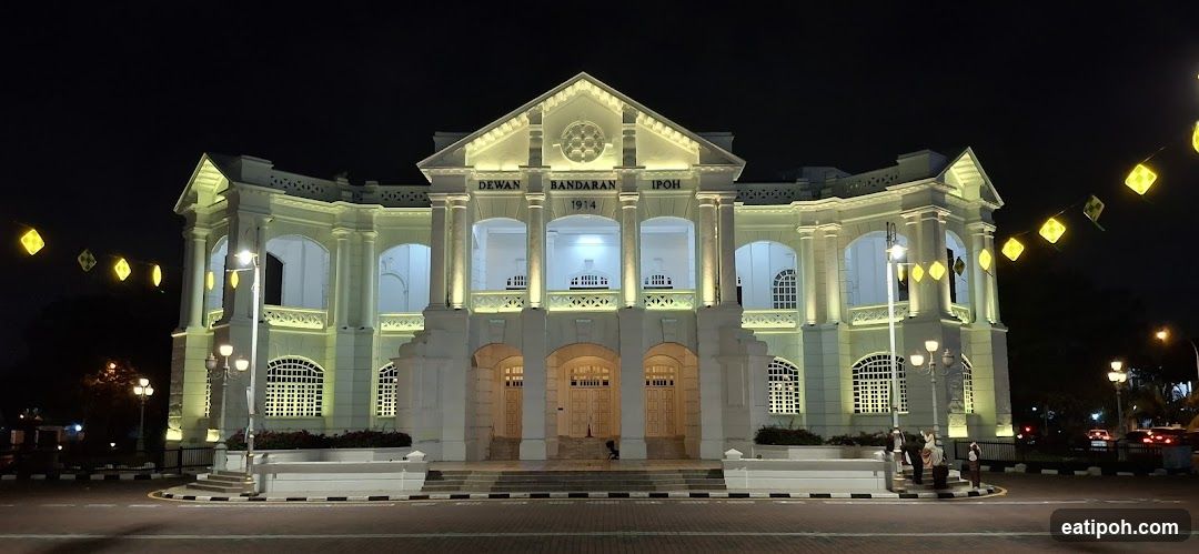 Dewan Bandaran Ipoh at Night