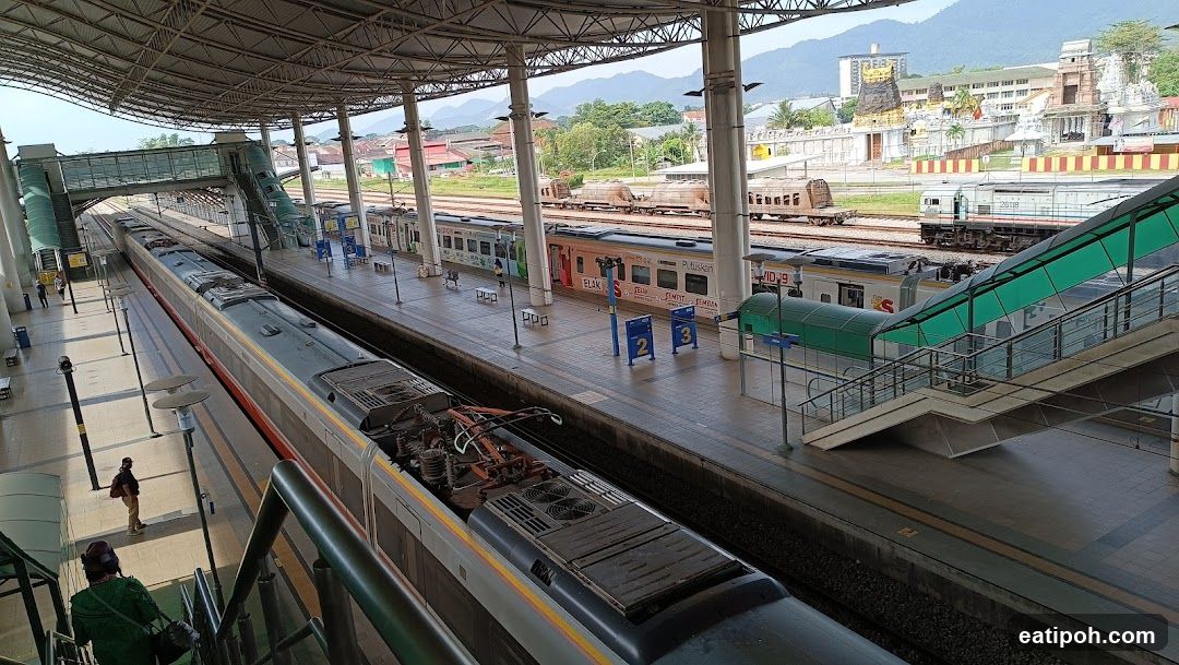 Train Station Platform