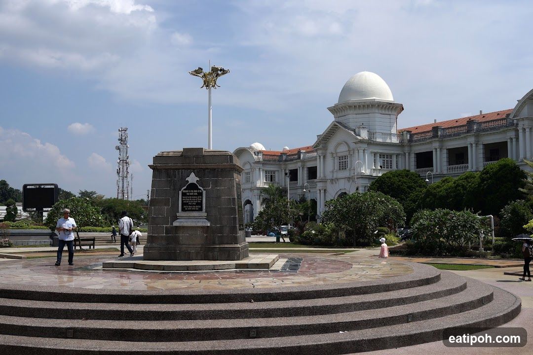 Public Square with Monument and Building