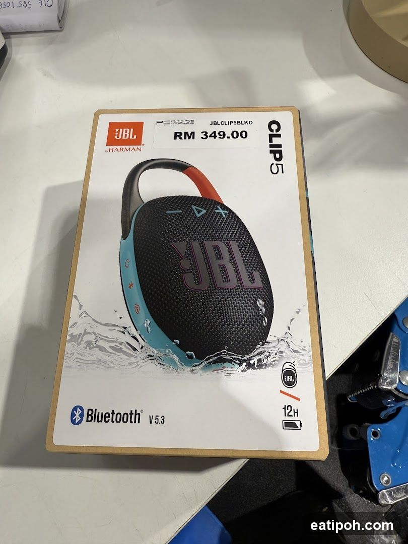 JBL Clip 5 Speaker Box