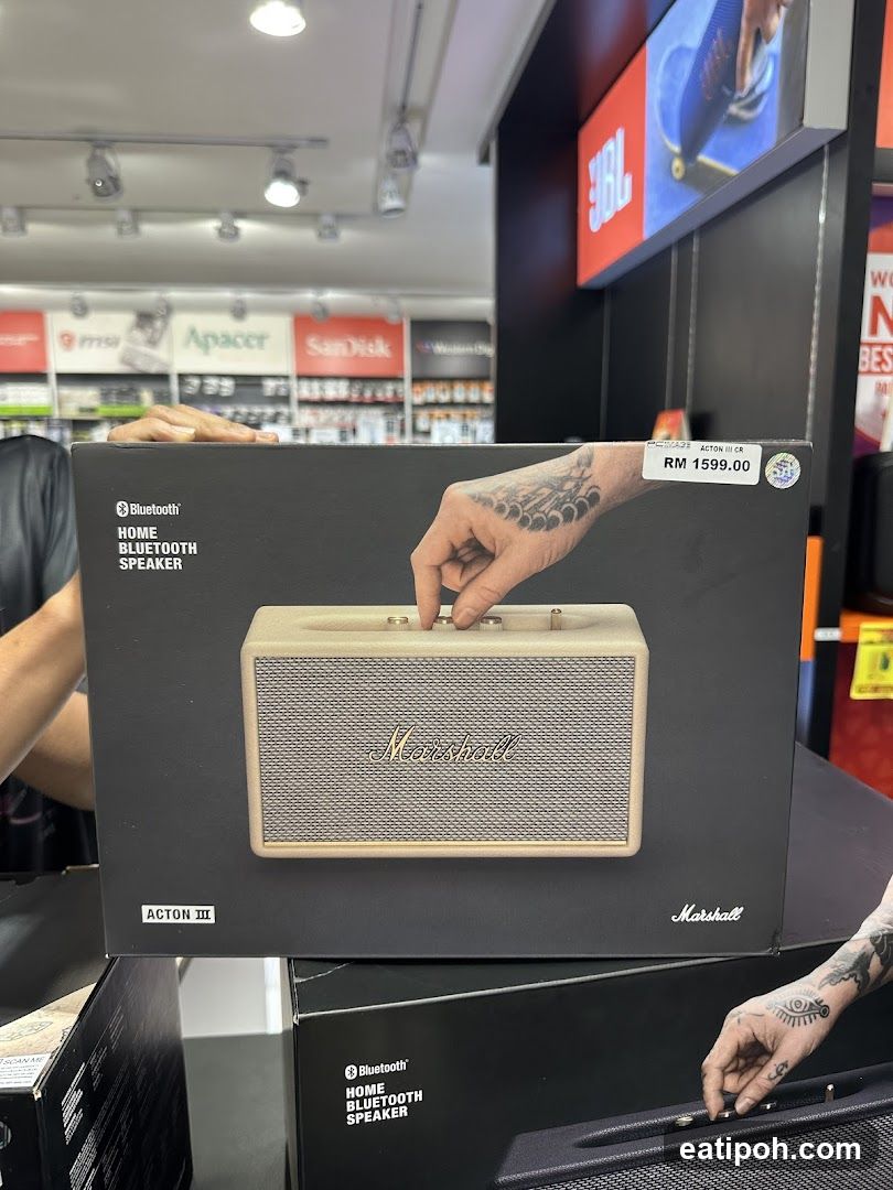Marshall Acton III Bluetooth Speaker in Store