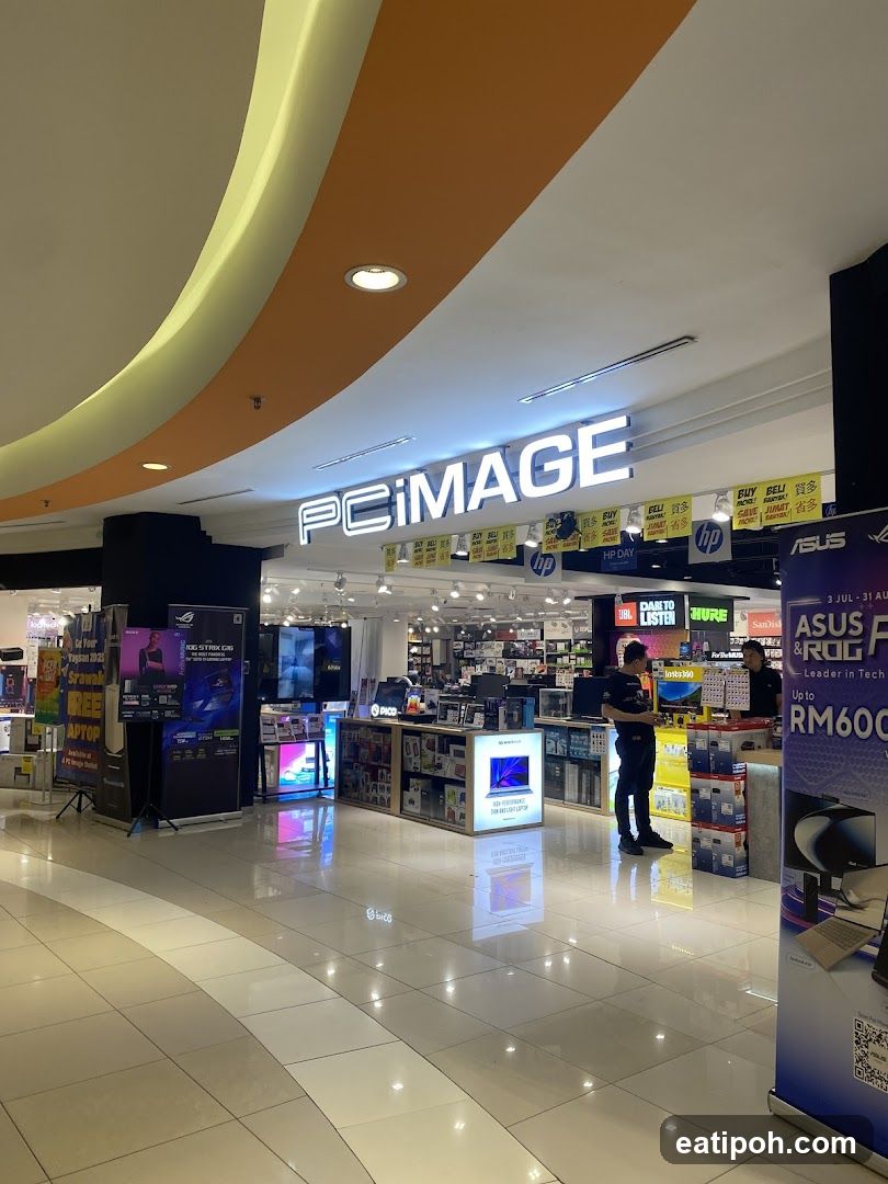 PCiMAGE Store Interior