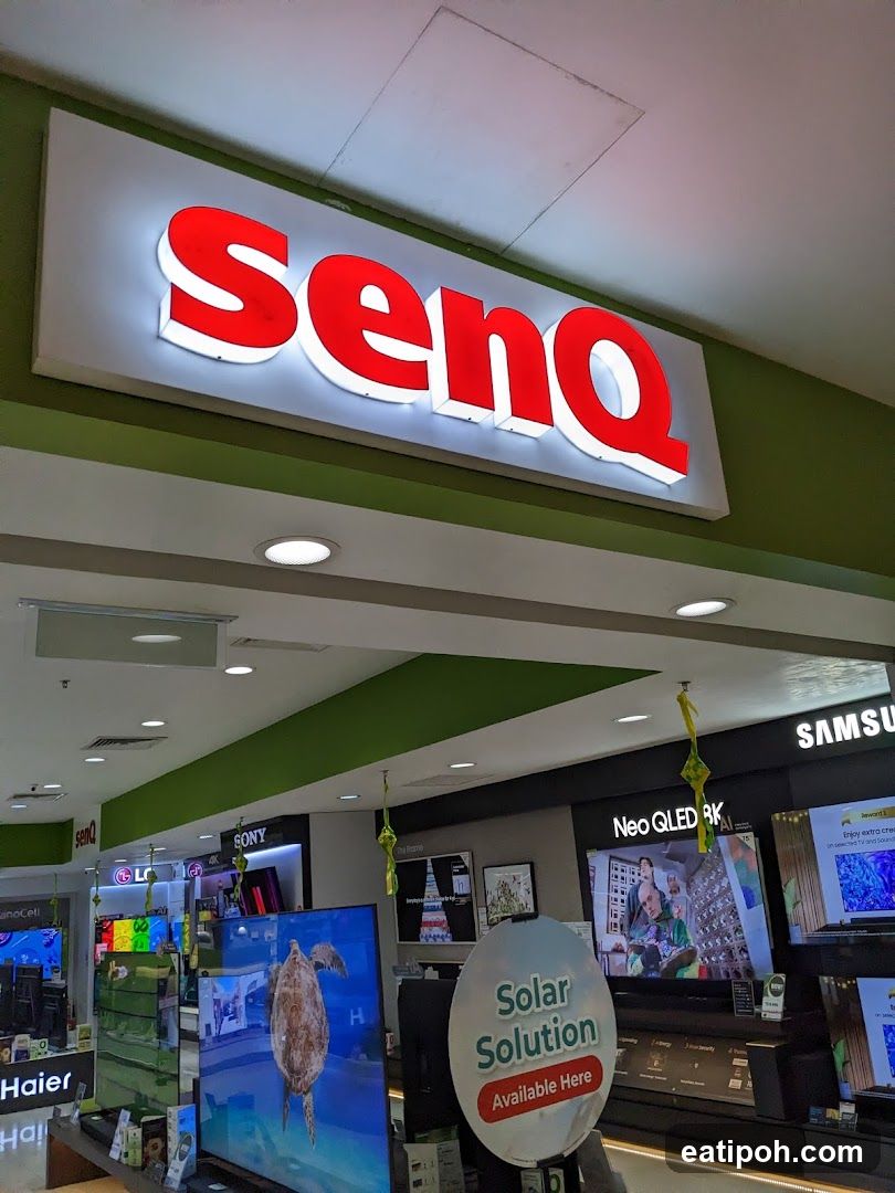 SenQ Store Interior