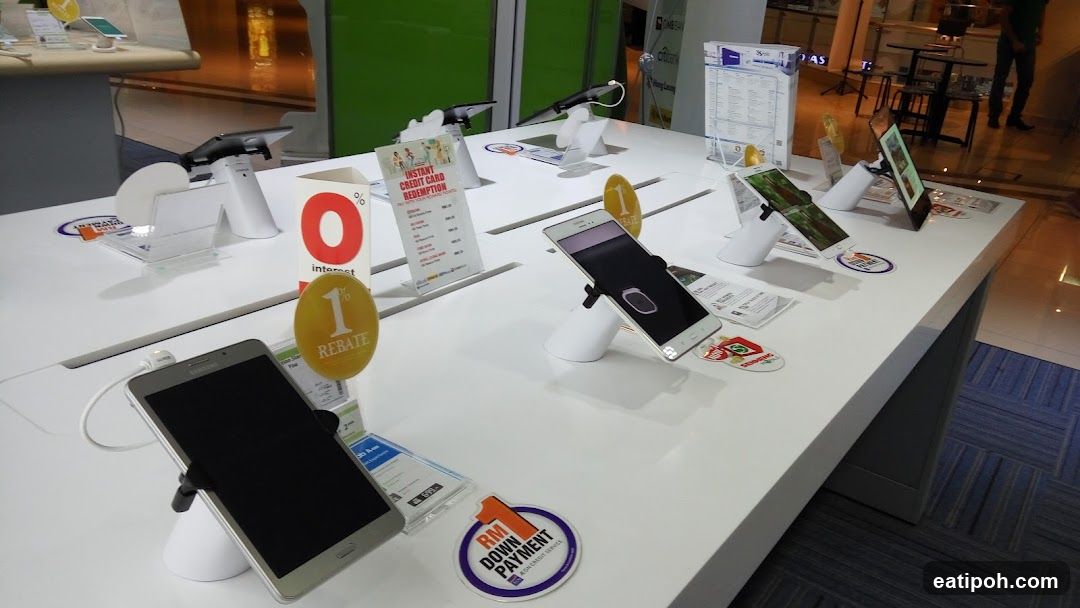 Mobile Phone Display Counter
