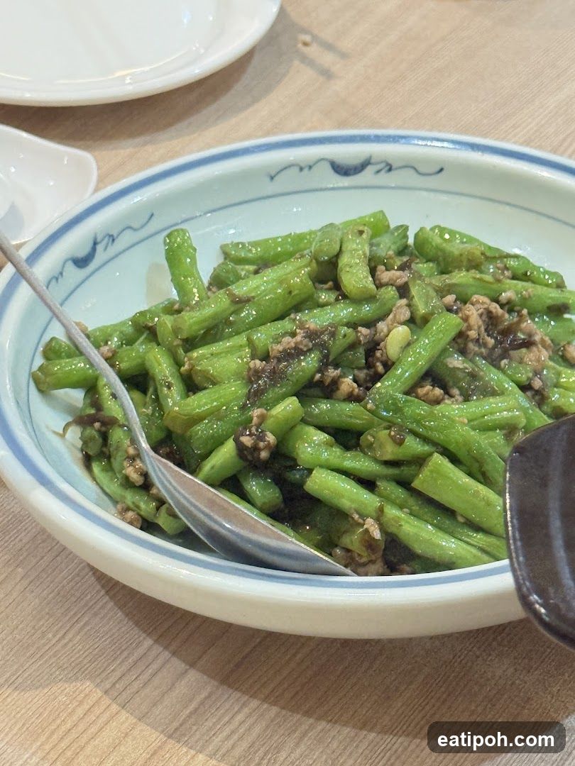 Green Beans with Minced Meat Dish