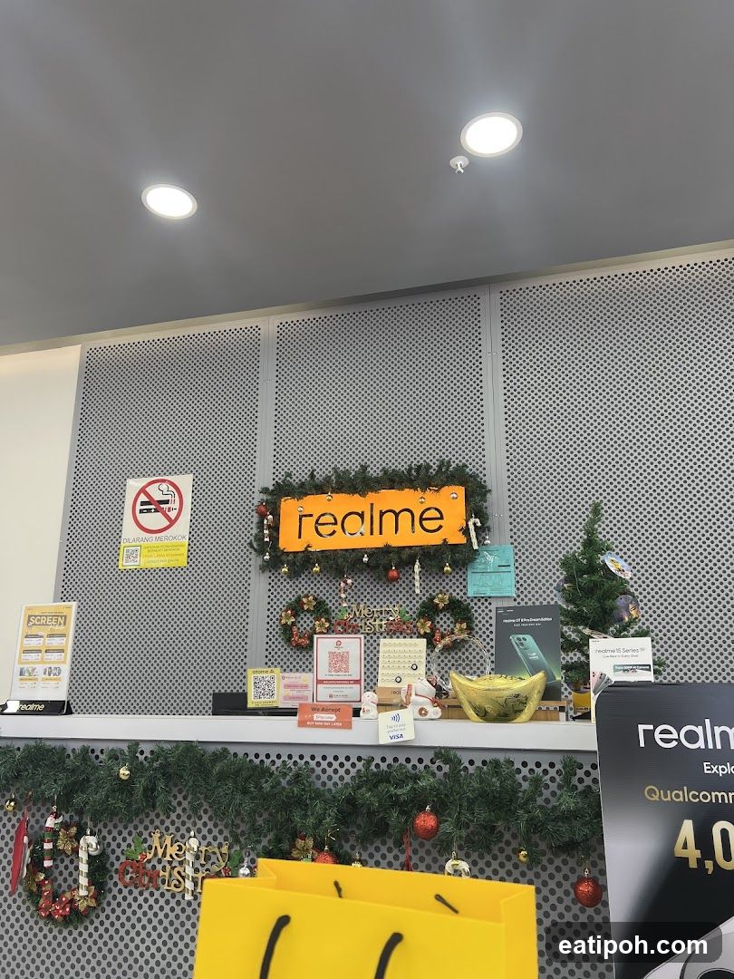 realme Experience Store