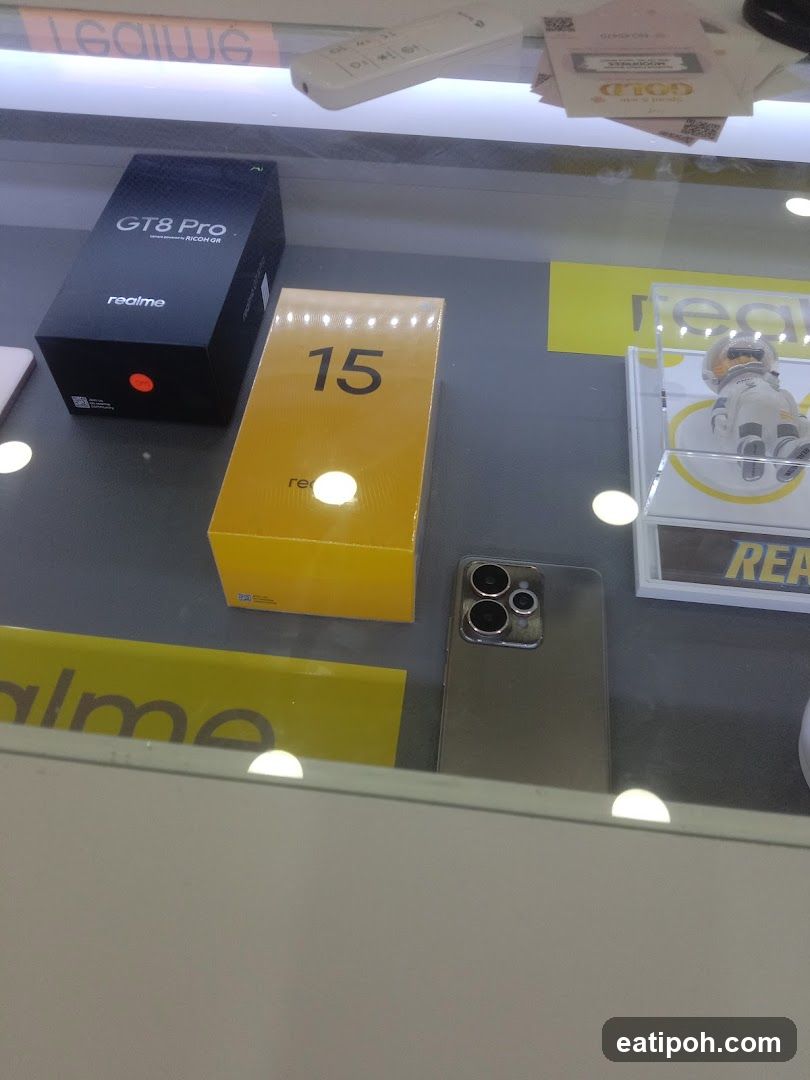 Realme Product Display