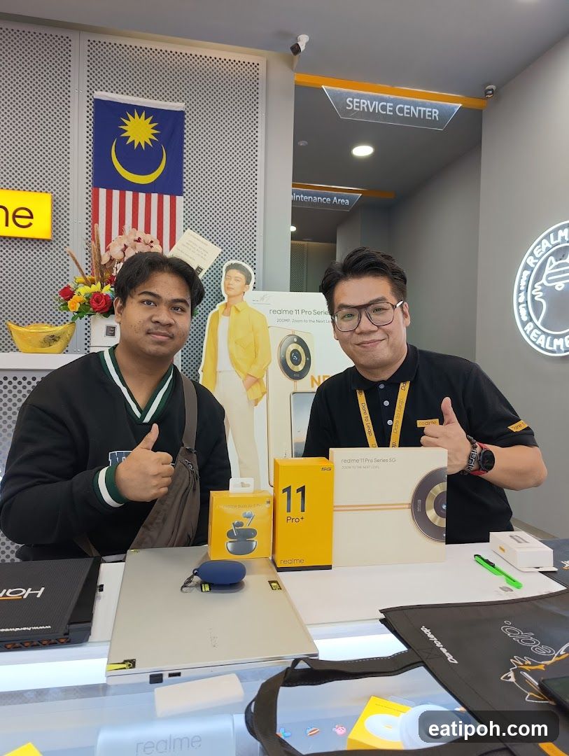 Realme Service Center Interior