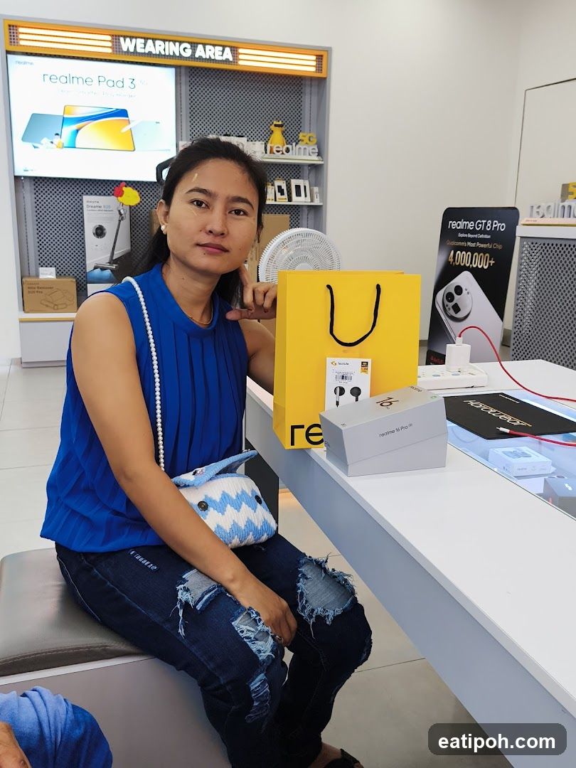 Realme Store Interior