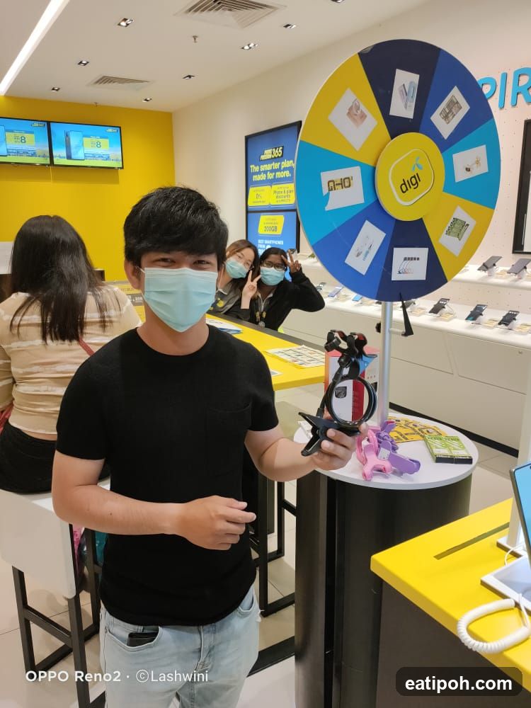 Digi Store Interior