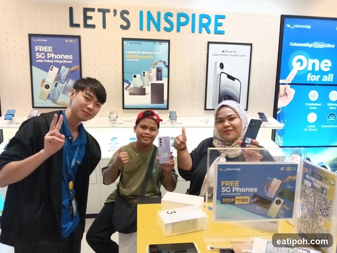 Inside CelcomDigi Store