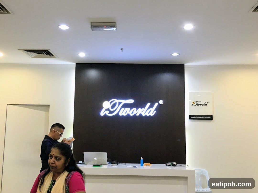 iTworld Store Interior