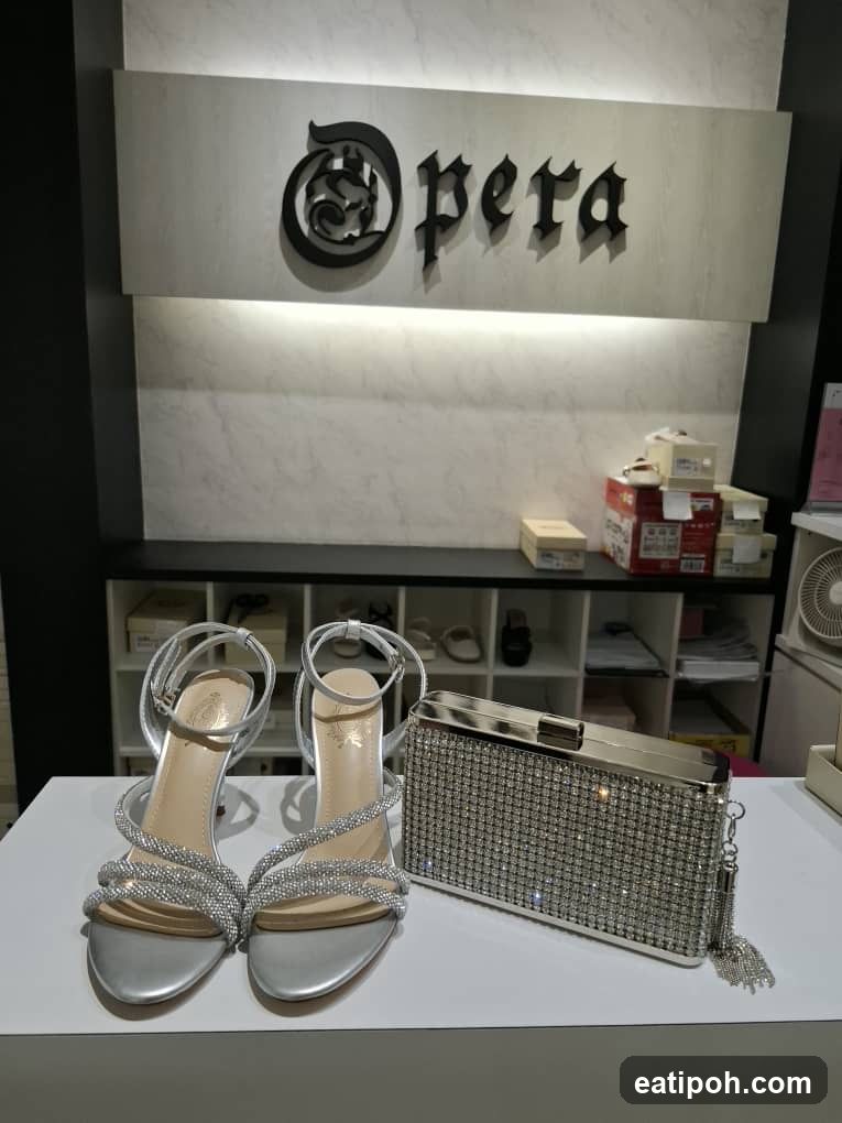 Opera Store Display
