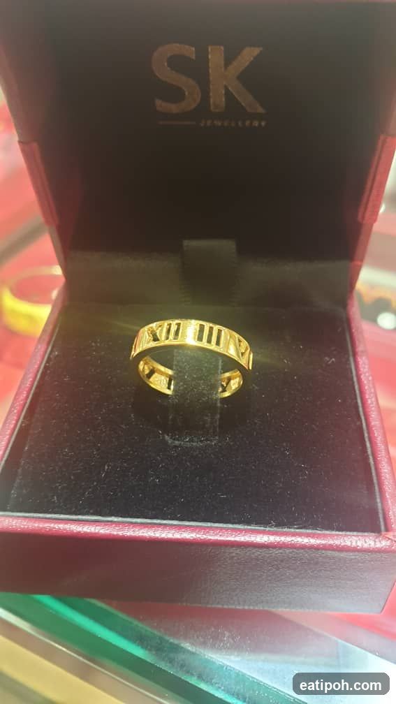 SK Jewellery Ring Display