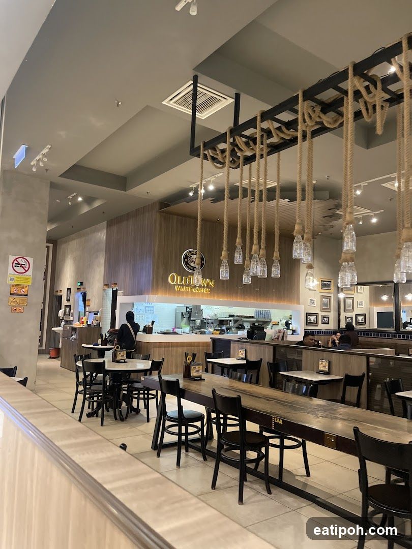 OldTown Wine Coffee Interior
