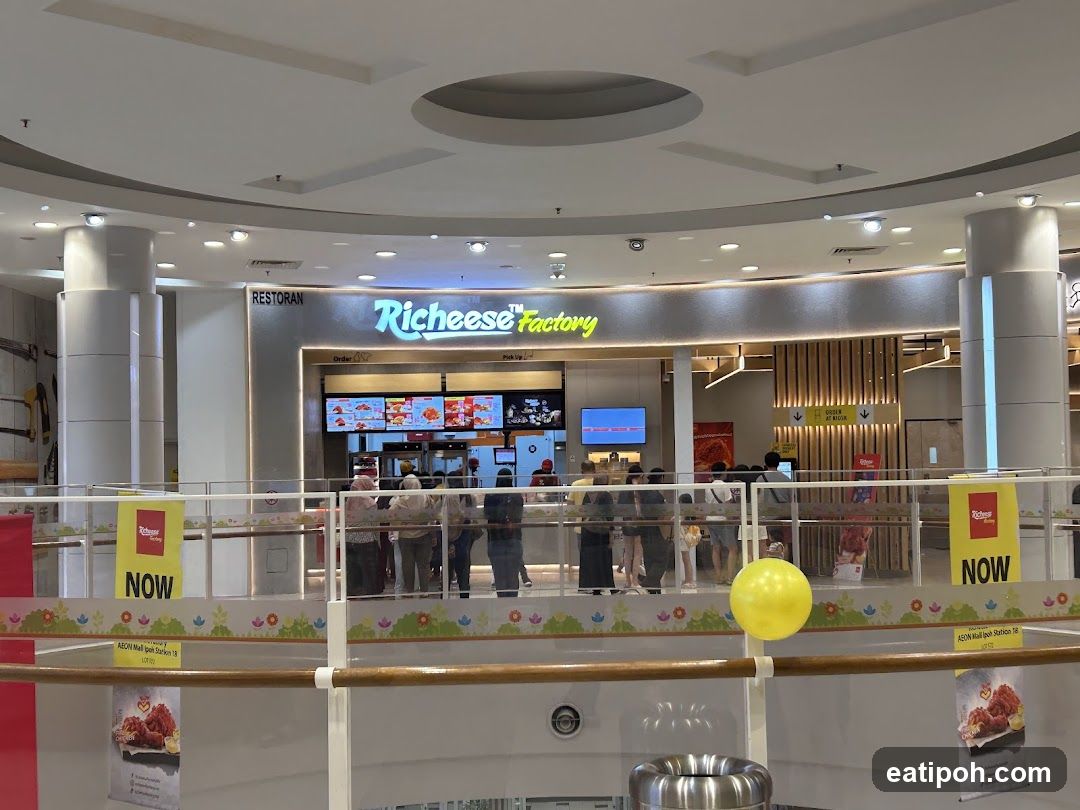 Richese Factory restaurant interior view