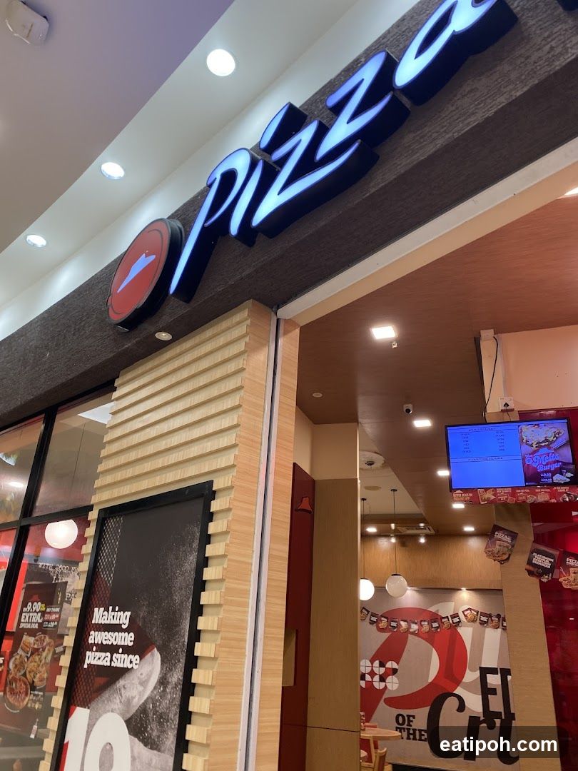 Pizza Hut Restaurant