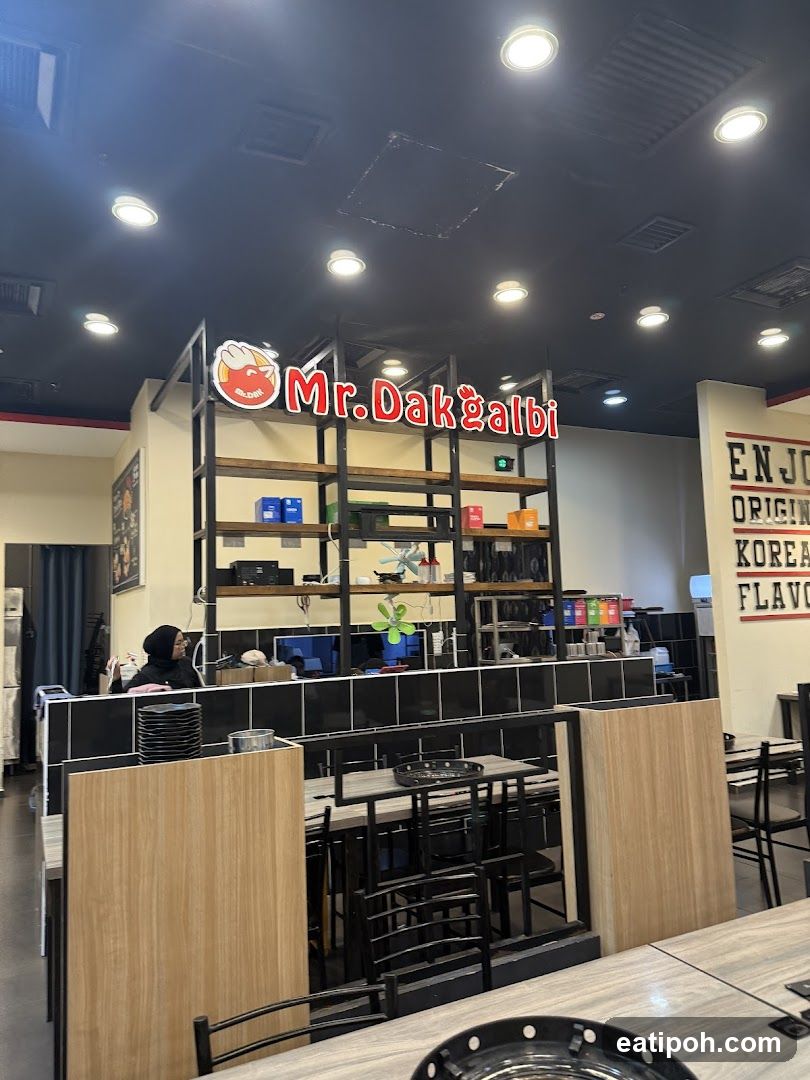 Mr.Dakgalbi Restaurant Interior
